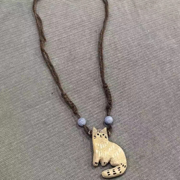 Retro Beige Kitten Braided Necklace Women - Image 2