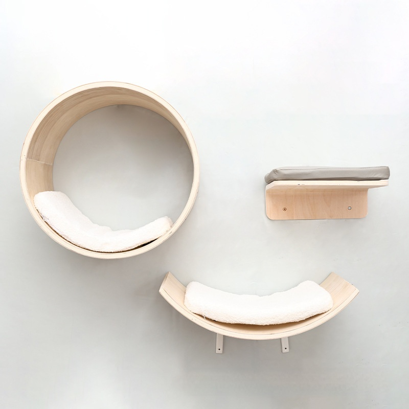 Wall-mounted Solid Wood Cat Tree Climbing Post