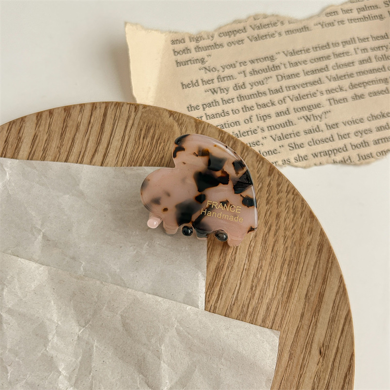 Love Small Jaw Back Hairpin Shark Clip - Image 4