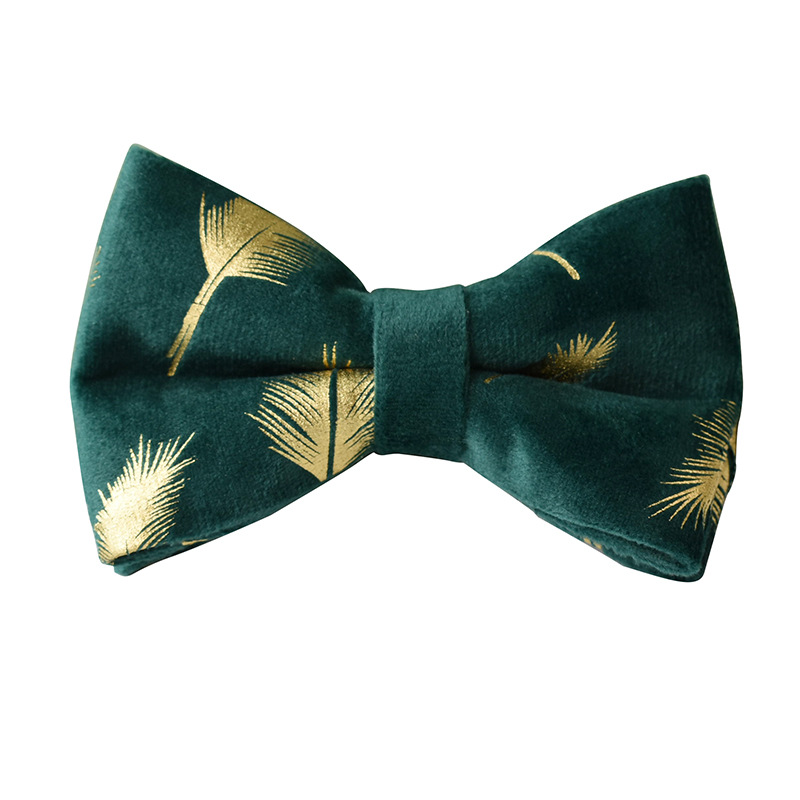 Emerald Feather Pattern Pet Collar Bow Leash Set - Image 6