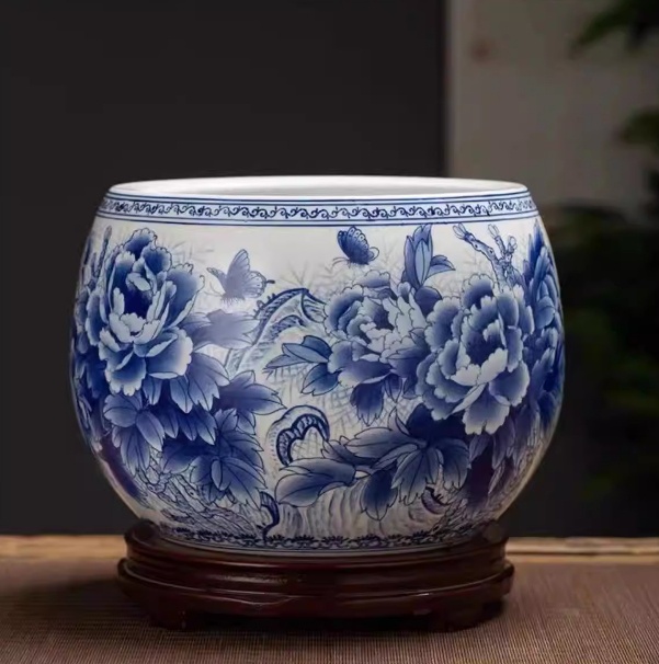 Hand-Painted Blue-and-White Treasure Basin Living Room Decorative Piece - Image 7