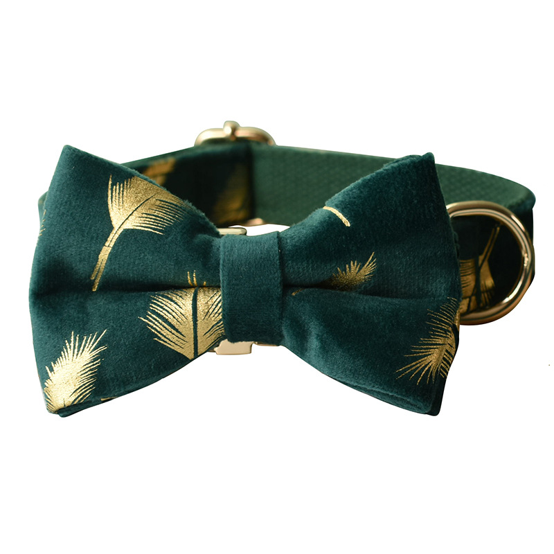Emerald Feather Pattern Pet Collar Bow Leash Set - Image 3