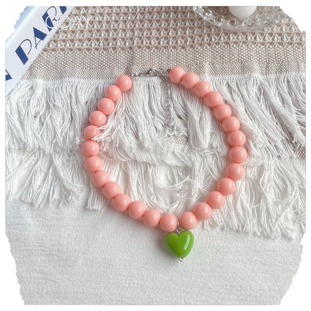 Color-block Heart-gradient Necklace With A Cat - Image 5