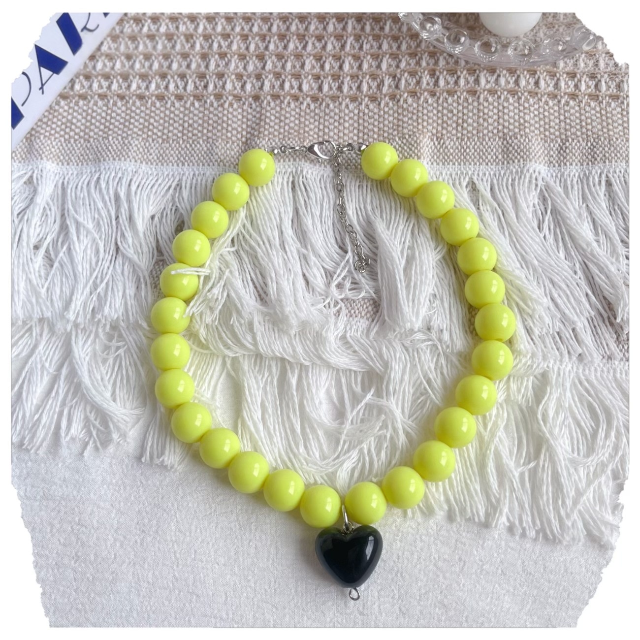 Color-block Heart-gradient Necklace With A Cat - Image 4